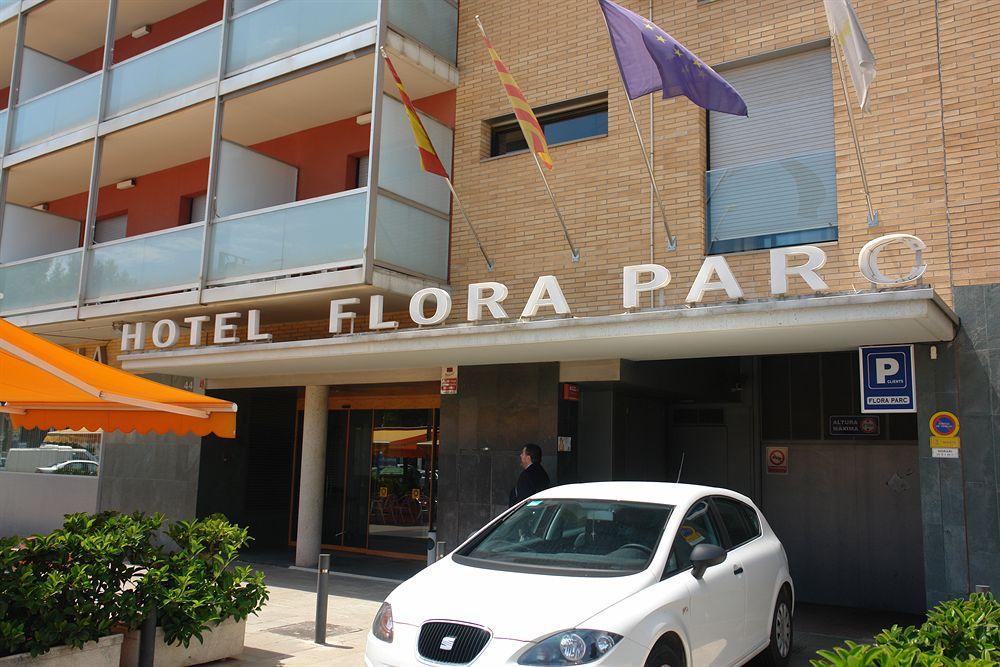 Hotel Flora Parc Castelldefels Εξωτερικό φωτογραφία