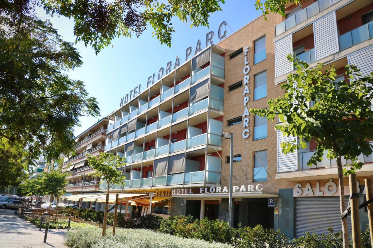 Hotel Flora Parc Castelldefels Εξωτερικό φωτογραφία